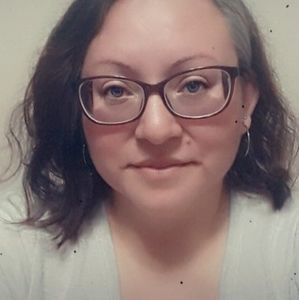 Meet your Posher, Myra